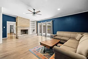 4903 Heatherglen Dr, Houston, TX 77096 - Photo 4