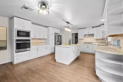 4903 Heatherglen Drive, Houston, TX 77096 - Photo 12