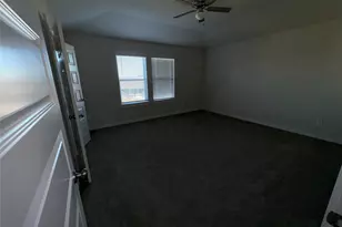 16628 Sterling Cliff Dr, Conroe, TX 77302 - Photo 4