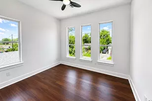 7938 Angus St, Houston, TX 77028 - Photo 12