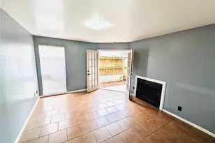 12500 Sandpiper Dr, Houston, TX 77035 - Photo 6