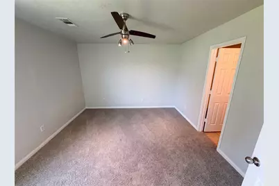 907 Amaryllis Road, Baytown, TX 77521 - Photo 4