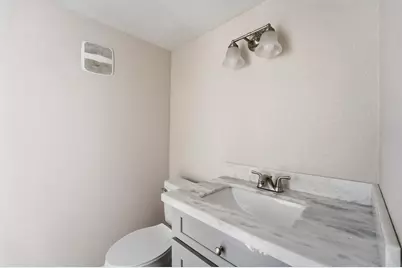 5667 Birchmont Drive #F, Houston, TX 77091 - Photo 14