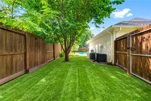 13607 Starlight Harbour Ct, Houston, TX 77077 - Photo 6
