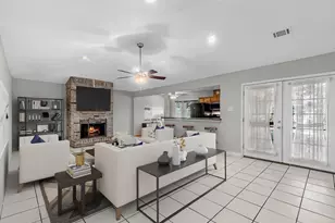 18718 Jodywood Dr, Atascocita, TX 77346 - Photo 4