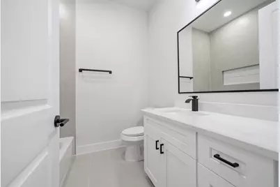 328 Janisch #D, Houston, TX 77018 - Photo 22