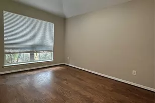 17411 N Riata Lake Dr, Cypress, TX 77433 - Photo 4