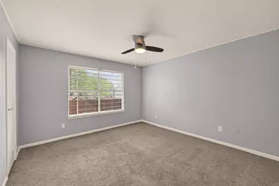 10202 Forum Park Dr #14, Houston, TX 77036 - Photo 12