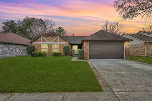 9111 Walnut Glen Dr, Houston, TX 77064 - Photo 1