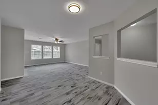 9111 Walnut Glen Dr, Houston, TX 77064 - Photo 8
