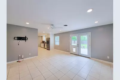 5846 Ettrick Drive, Houston, TX 77035 - Photo 12