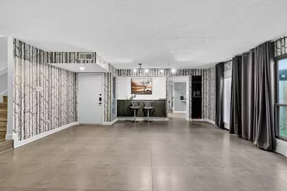 880 Tully Road #17, Houston, TX 77079 - Photo 8