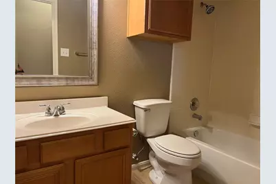 4023 Bentwood Circle, Dickinson, TX 77539 - Photo 8