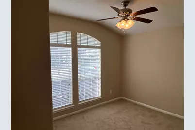 4023 Bentwood Circle, Dickinson, TX 77539 - Photo 6