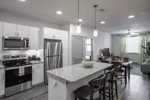 13958 Cottingham St, Houston, TX 77048 - Photo 4