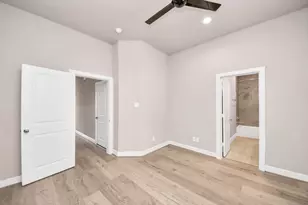 2114 Stuart St, Houston, TX 77004 - Photo 8