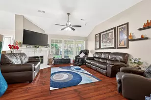 8918 Rustling Leaves Rd, Houston, TX 77083 - Photo 10