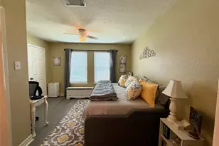 418 Garland Dr, Lake Jackson, TX 77566 - Photo 4