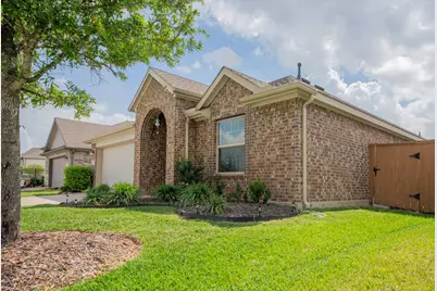 8658 Flamingo Bay Lane, Cypress, TX 77433 - Photo 4
