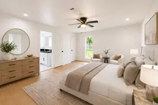 5642 Warm Springs Rd, Houston, TX 77035 - Photo 10