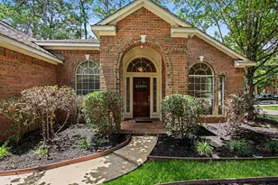 2 Troll Woods Ct, The Woodlands, TX 77384 - Photo 4