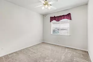2 Troll Woods Ct, The Woodlands, TX 77384 - Photo 20