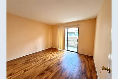 8431 Hearth Unit 24 Drive, Houston, TX 77054 - Photo 8