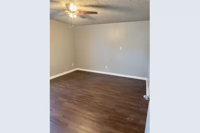 22 Sue Lane, Highlands, TX 77562 - Photo 8