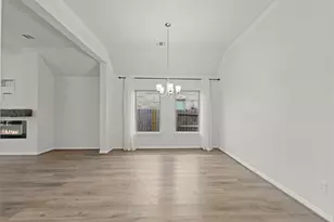 4901 Finns Lndg St, League City, TX 77573 - Photo 4