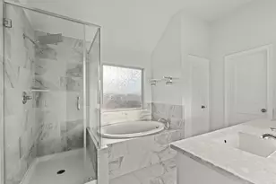 4901 Finns Lndg St, League City, TX 77573 - Photo 16