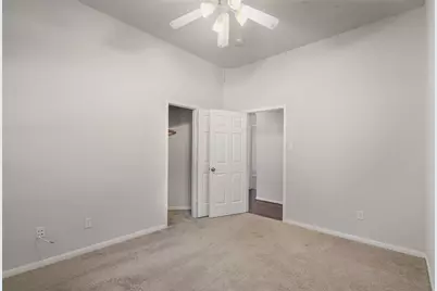 95 E Whistlers Bend Circle, The Woodlands, TX 77384 - Photo 18