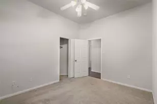 95 E Whistlers Bend Cir, The Woodlands, TX 77384 - Photo 18