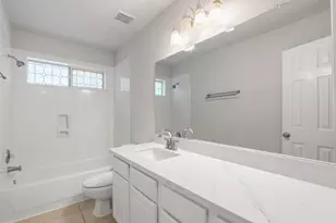 95 E Whistlers Bend Cir, The Woodlands, TX 77384 - Photo 22