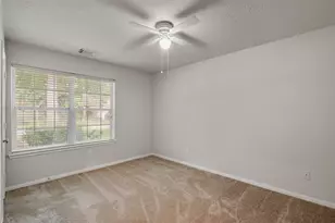 95 E Whistlers Bend Cir, The Woodlands, TX 77384 - Photo 20