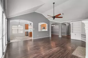 95 E Whistlers Bend Cir, The Woodlands, TX 77384 - Photo 16