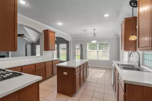 95 E Whistlers Bend Cir, The Woodlands, TX 77384 - Photo 10