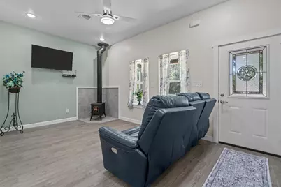 646 County Road 2100 N, Crockett, TX 75835 - Photo 10