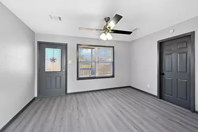 4406 Edison Street, Houston, TX 77009 - Photo 8