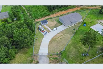 12227 County Road 37497, Cleveland, TX 77327 - Photo 26