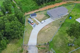 12227 County Rd 37497, Cleveland, TX 77327 - Photo 26