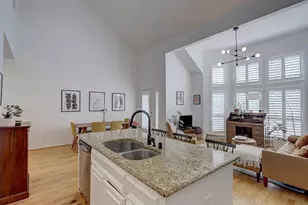 1237 W 17th St, Houston, TX 77008 - Photo 10