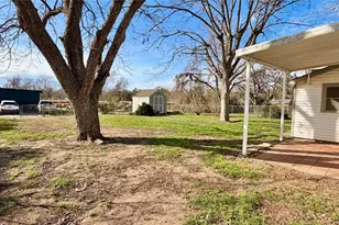 1104 Marie St, Brenham, TX 77833 - Photo 24