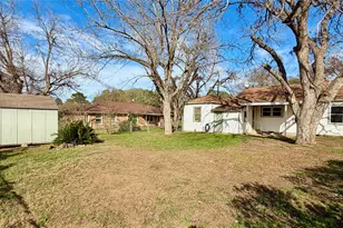 1104 Marie St, Brenham, TX 77833 - Photo 22