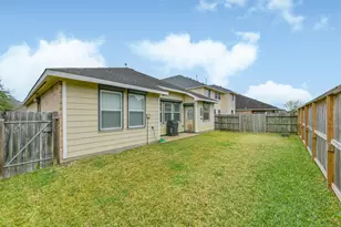 4522 E Meadow Dr, Deer Park, TX 77536 - Photo 32