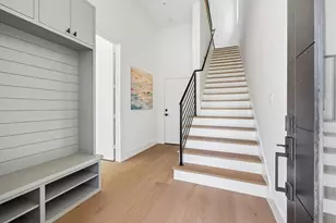 727 W 21st St, Houston, TX 77008 - Photo 4