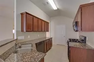 2635 Silky Ct, Katy, TX 77449 - Photo 4