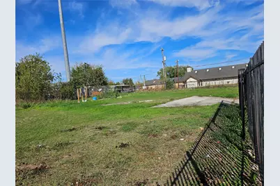 5919 N Wayside Drive, Houston, TX 77028 - Photo 2