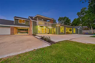 1202 Briar Bayou Dr, Houston, TX 77077 - Photo 40