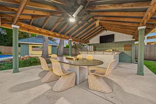 1202 Briar Bayou Dr, Houston, TX 77077 - Photo 38