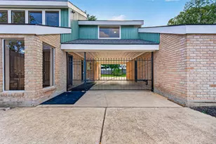 1202 Briar Bayou Dr, Houston, TX 77077 - Photo 4